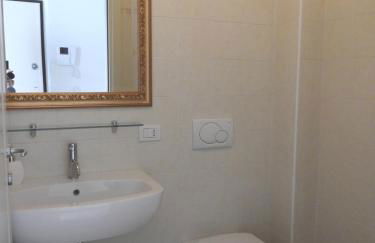 Villa Maghetti - modernized flat in historic palazzo in the center of Luino - Foto 26