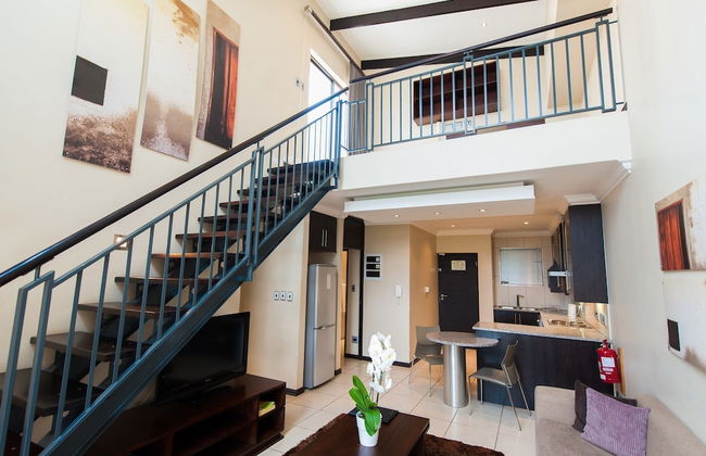 All Suite on 14th - Photo 9