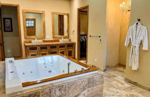 Luxury Mansion w Sauna Shower and Hot Tub - Foto 12