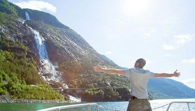 Langfoss Waterfall Excursion for Cruise Passengers - Foto 4