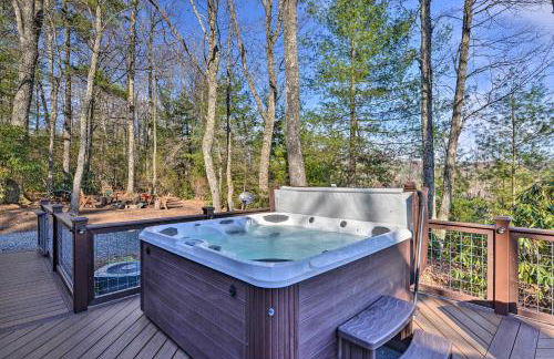 Cabin Near Boone with Hot Tub and Mountain Views - Foto 24