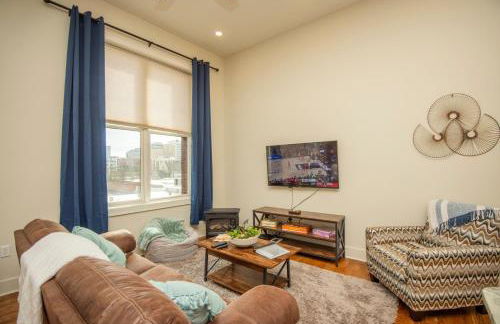 Cooper Corner -OldCity-SelfCheckIn- - Foto 3