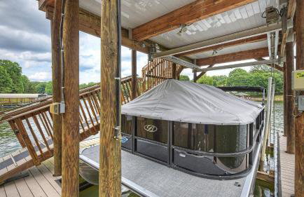 Lakefront w/ Private Dock + Hot Tub Pontoon Rental Butler Bliss by Avantstay - Foto 72