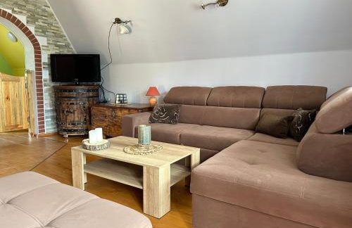 Zakątek na skraju lasu - Foto 36