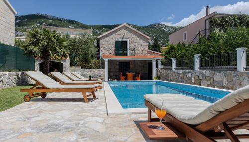 Villa Bella Pietra with private pool, sauna - Foto 4, sunbed