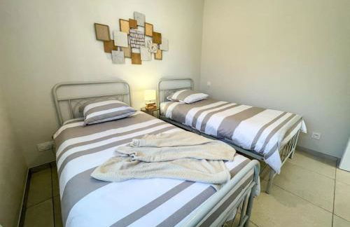 LaDolceVita123 SPA SAUNA intérieurs, terrasse couverte Monistrol sur Loire - Foto 45