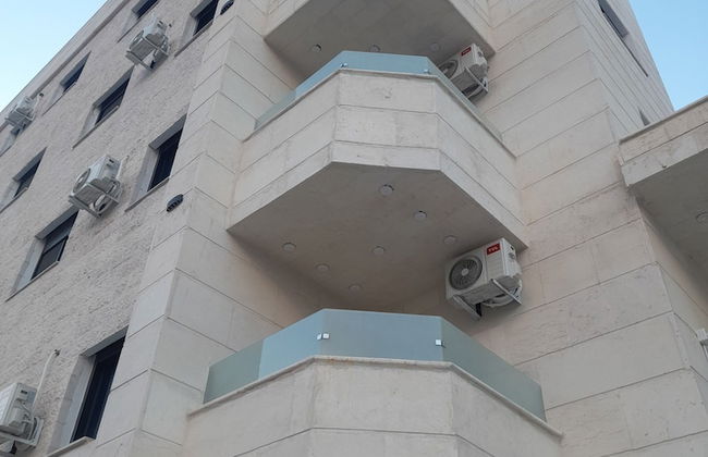 Royal House - Photo 18