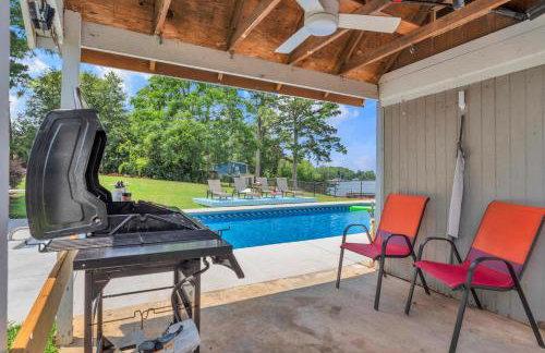 Lakefront Getaway - Dock, Pool, Sunset, Games - Foto 64