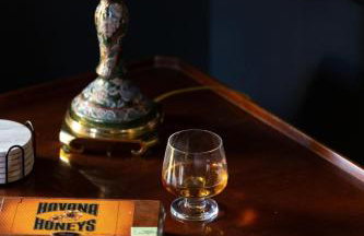 Blushing Pink Manor! Off Frankfort Ave! 8 BR! - Foto 72