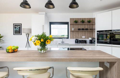 The Lake House Silverlake Dorset SV37. - Photo 27