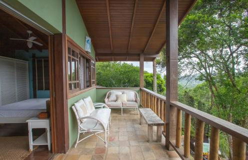 Vista espetacular, no meio da mata, com conforto - Foto 12