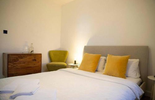 Central London Retreat - Photo 12