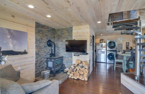 Secluded Jefferson Cabin with Deck and Mountain Views! - Foto 1