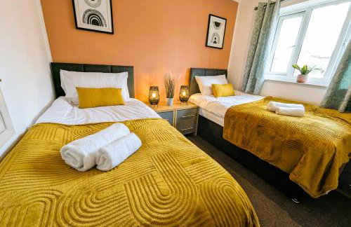 6 Guests * 4 Bedroom * Free Wi-Fi - Photo 5