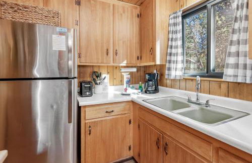 The Sugar Loft - Cozy cabin located in one of the quietest neighborhoods! Relax and recharge! - Foto 5