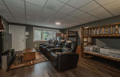 Magnificent 7 Home for 19 - Foto 6