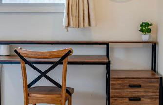 Peaceful Family Home with 3 Bedrooms and 2 Bathrooms - Photo 30