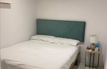 Modern & cozy 1 bedroom apartment in Malasaña - Photo 7