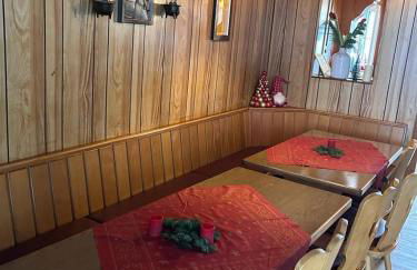 Haus Astenblick in Winterberg Ferienwohnungen mit Gastraum Wanderveranstaltungen und Familienfeiern - Foto 65