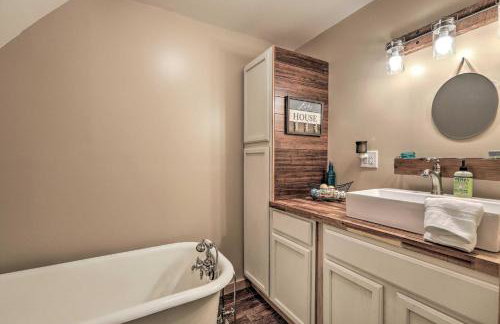 Sparta Lake Home with Deck and Boating Access! - Foto 13