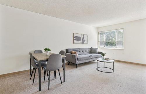 Legacy at Imperial Village 417 I 2 Bed 2 Bath - Foto 3