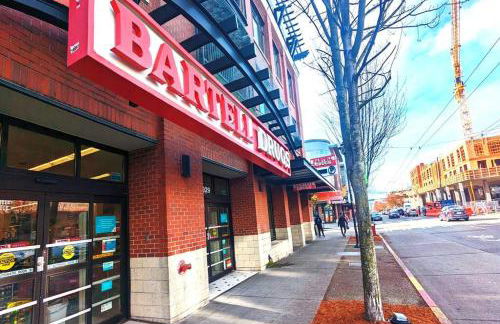 Walker's Paradise 1 with 2 free parking lots - Foto 30