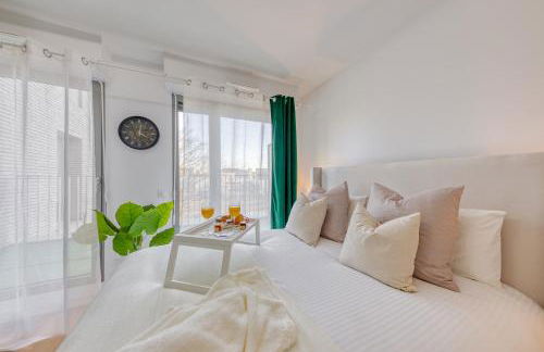 Cinéma Moon Luxury - Gare 3min - Proche Paris - Foto 19