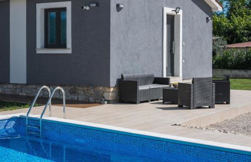 Awesome Home In Malisi With Kitchen - Photo 17