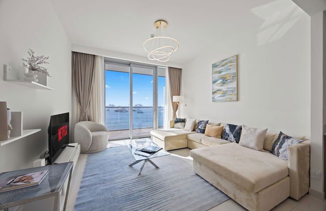 YOUR STAY Apartments Luxury Beachfront Living - Photo 28