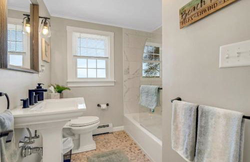 Spectacular waterfront house - Foto 45