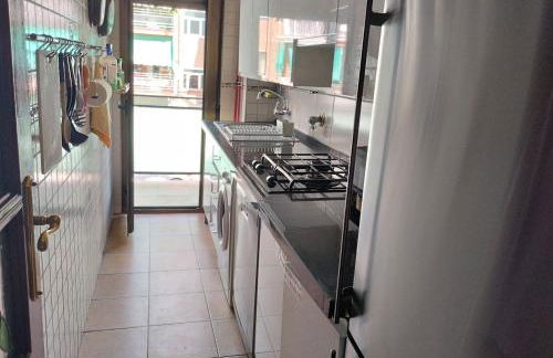 Habitaciones individuales en apartamento - Photo 5