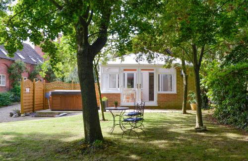 The Old Winery Cottage - Photo 1