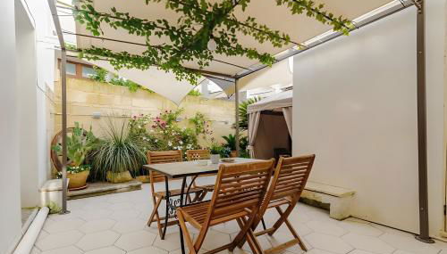 Experience the Magic of Hogwarts just 5 minutes from Lecce -DOMUS ANTIQUA- - Foto 4, Garden, Garden view