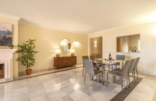 Golf Valley 3BR with Sea Views 184 sqm - Foto 14
