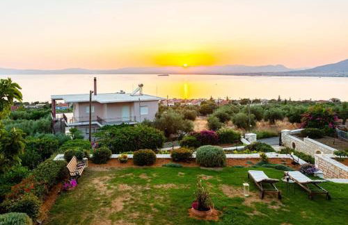 Sunset Paradise - Verga's Utimate Seaview Getaway - Photo 39