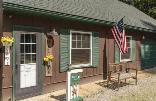 Rustic Lakehouse - Firepit & Funhouse - Foto 44