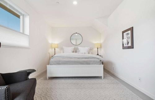 Breathtaking Views of the Pacific Ocean Rooftop Balcony Gourmet Kitchen and Hot Tub overlooking Golf Course - Foto 25