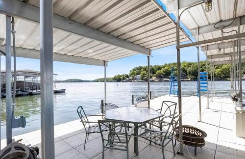 Life's Better At The Lake - Foto 1