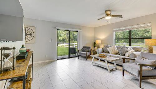 10 Mi to Navarre Beach! Waterfront Rental w/ Pool - Foto 5