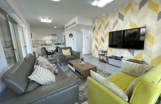 AirTLV - Luxury Apartment Port of Jaffa - Photo 18