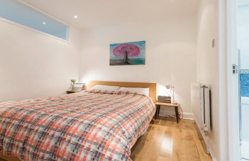 Central Home with Parking near Waterloo & St Thomas & Big Ben & Parliament - Foto 14