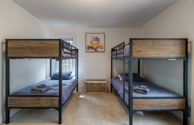 Private Retreat w/ Hot Tub, Amazing Views, Game Room Silver Spoon by Avantstay - Foto 47