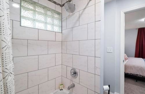 4 Bed 2 Bath Walk to Lakewood Restaurants and Shops - Foto 32