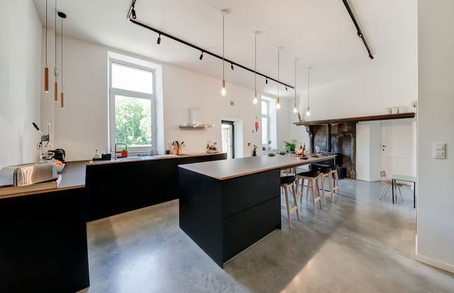 Castle in Ferrieres With Pond Garden - Photo 14