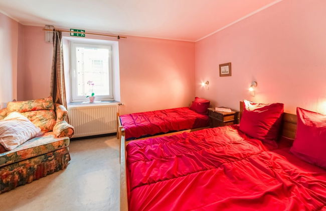 Forestside Escape for 15 Guests - Photo 14