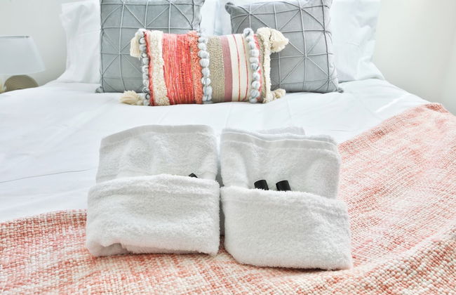 Spacious Apartments with Private Parking - Foto 1