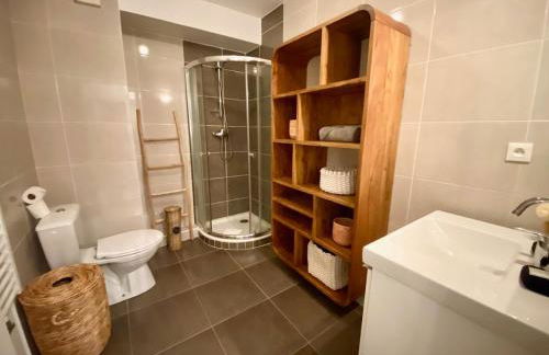 'L'Élégant' Studio Centre, Parking privé, Clim, Terrasse - Foto 18