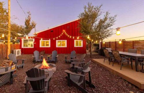 25 Min to Grand Canyon Shuffleboard Fire Pit - Foto 27