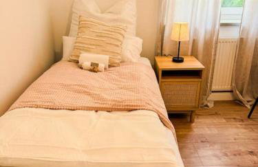 City-Apartment - private parking - Foto 9