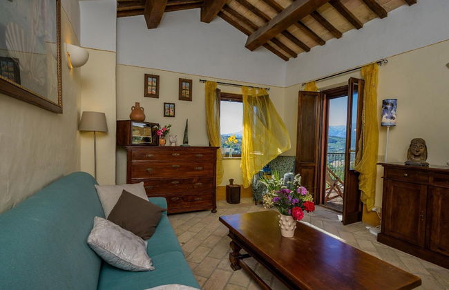 Gorgeous Apartment With Pool Near Sibillini Mountains - Photo 30